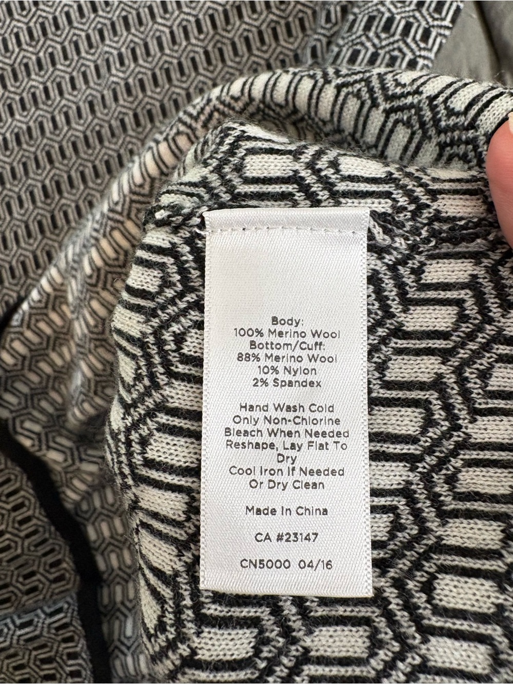Talbots Pure Merino Wool Mock Neck Geometric Sweater. Size Small. - Picture 8 of 10